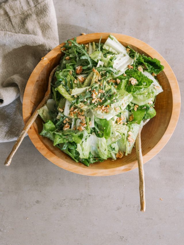 The Best Simple Green Salad
